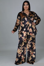Load image into Gallery viewer, Midnight Floral Lounge Set
