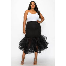 Load image into Gallery viewer, PLUS TIERED LAYERES MIDI SKIRT
